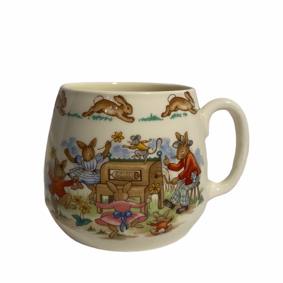 Royal Doulton Bunnykins 4 pc Children's dinner set - Picture 6 of 13